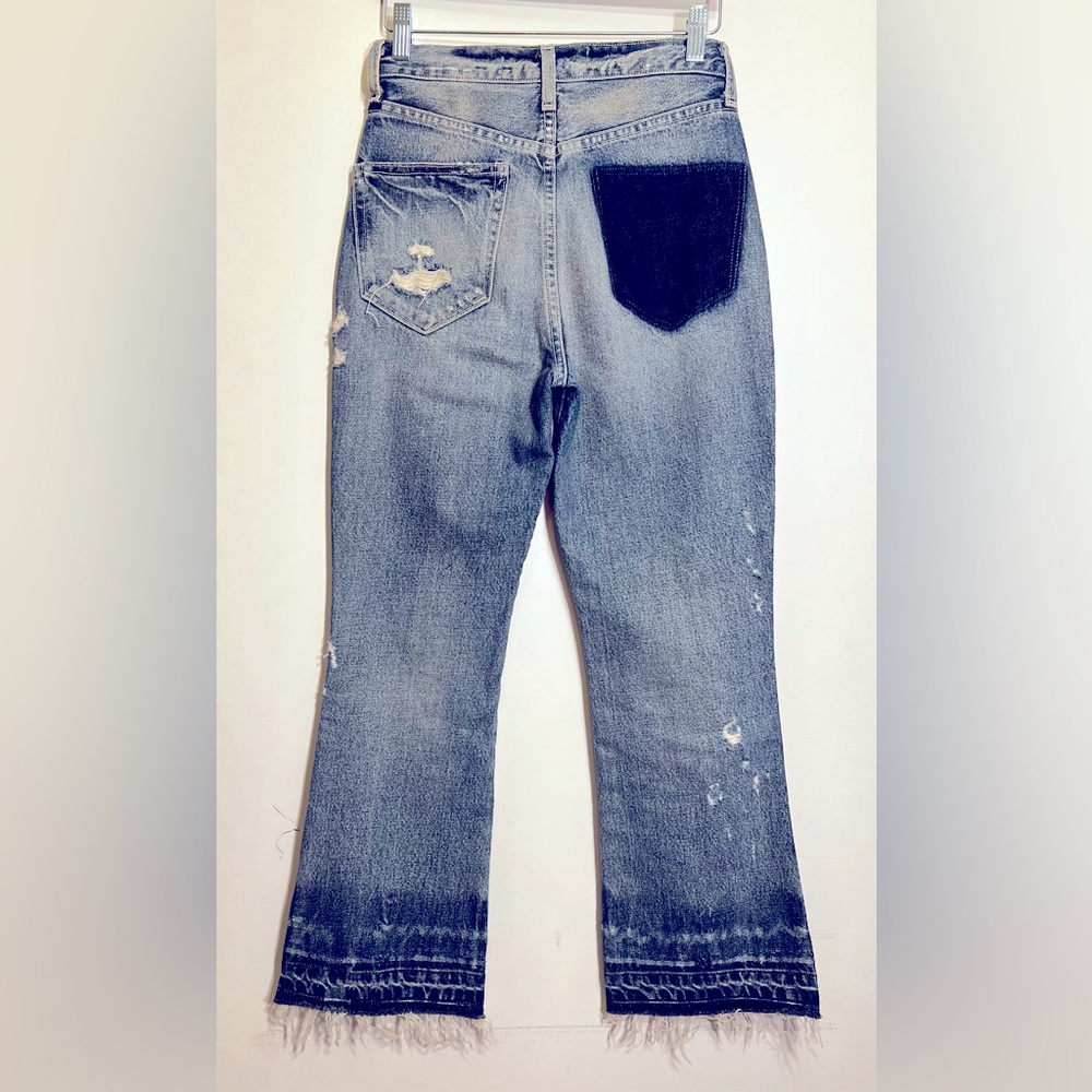 AYR Distressed Cropped High Rise
Styx Jeans